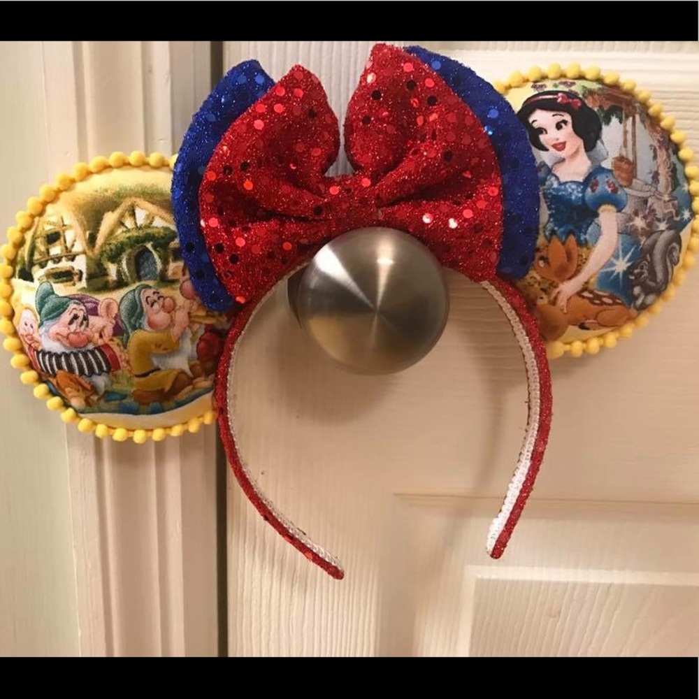 Disney Snow White and Dwarfs Mickey ears! Sparkle